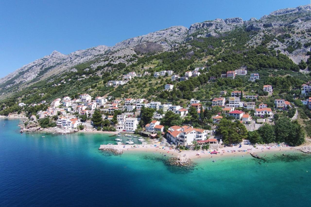 Apartments By The Sea Pisak, Omis - 2802 Екстер'єр фото