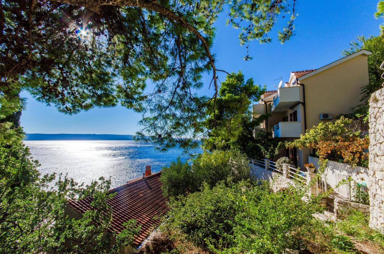 Apartments By The Sea Pisak, Omis - 2802 Екстер'єр фото