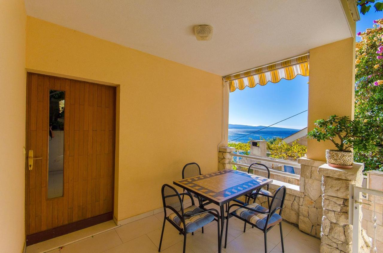 Apartments By The Sea Pisak, Omis - 2802 Екстер'єр фото